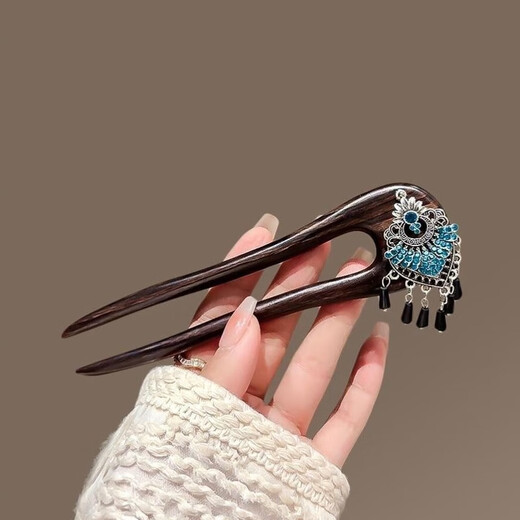 He Jiagong Lingcui Breeze Point New Chinese Style Flower Tassel Double-insert Hairpin Women's National Style U-shaped Hairpin Step Shake Lover Exquisite Gift Box