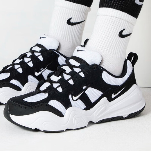 Nike (Nike) Женская обувь новая сетчатая ретро-папа обувь спортивная повседневная обувь DR9761-101 36 225mm