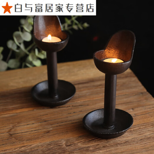 Retro Nostalgic Gusseisen Candlestick Lampenhalter Chinesische Zen -Ornament Eisenkunst Home Dekoration Vintage Ghee Kerzenhalter Stand 13566