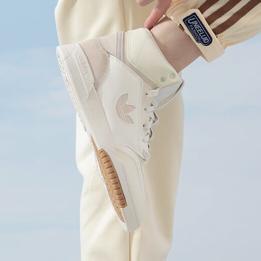 阿迪达斯 （adidas）官方三叶草板鞋女鞋25春季新款高帮耐磨白搭运动鞋轻便透气休闲鞋 IF2677 /汉玉白/肉粉色 39