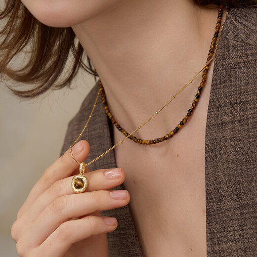 Arsis celebrity same style snake pattern double layer chain tiger eye stone necklace red pendant clavicle chain gift for girlfriend