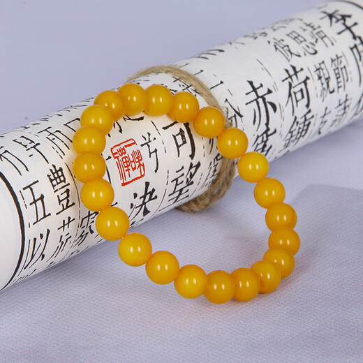 Famous family beeswax bracelet for women old beeswax round beads chicken oil yellow bracelet Baltic amber birthday gift 8.5mm