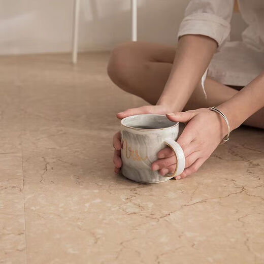 Pisos autoadhesivos engrosados ​​de paiqin Piso de cuero de cuero directo Piso de piso impermeable Pegatina de piso de desgaste del hogar Mat de piso resistente a la casa 6623 Patrón de piedra RESISTANTE 60*60/pieza