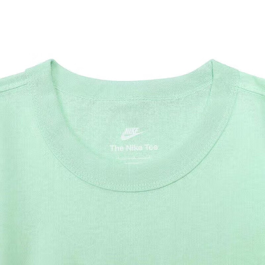 Nike (NIKE) nueva camiseta de manga corta de verano para hombre, moderna y moderna, con estampado en la espalda, cuello redondo, transpirable, deportiva y de ocio, camiseta de media manga HF6172-376 S