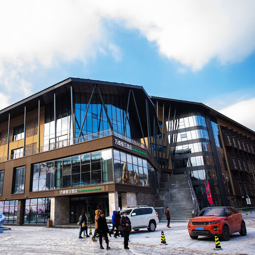 Tonghua Wanfeng Holiday Hotel December 8th, December 9th Deluxe large/double (including ski equipment)