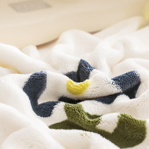 Made in Jingdong 220g milk velvet three-piece set Class A bed sheet quilt cover pillow case Single dormitory 0.9/1.2m bed Milk flower