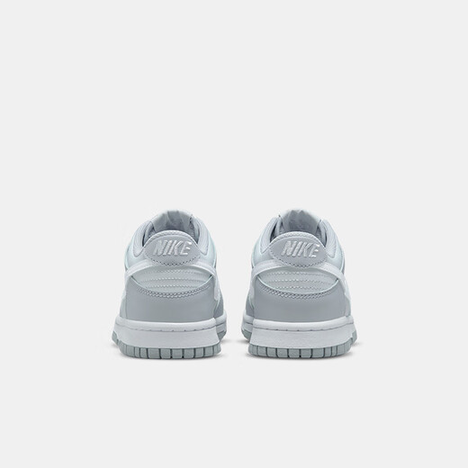 Nike Nike Hombres y zapatillas informales de mesa bajas de los hombres y mujeres Sportes Ligeros Cushoning Sports White White Skateboard Zapatos Big Children's Zapatos DH9765-001 Tamaño 36 Adecuado para el pie Longitud 23 cm