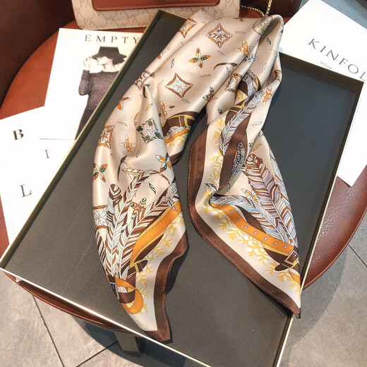Giaventola Silk Bufff Mulberry Silk Women 2025 Temperamento elegante Bufanda pequeña Mom Mamá Valentín Cumpleaños Día de la Madre Regalo One City Spring Lane