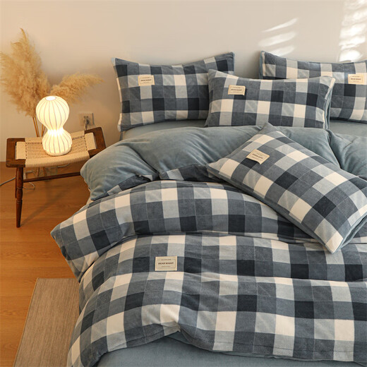 Heilan House (HLA) Juego de cuatro piezas de terciopelo de leche más terciopelo engrosado a cuadros de otoño e invierno juego doble sábana funda de edredón funda de almohada individual doble azul y blanco a cuadros 1,5 sábana ajustable juego de cuatro piezas, funda de edredón 200