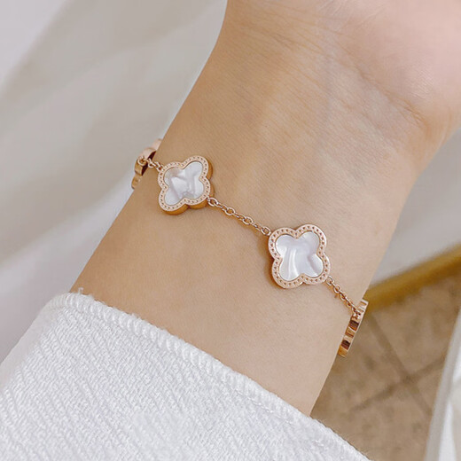 GATMEET Roman Holiday Bracelet Women's Stacked Four-Leaf Clover Bracelet as a Christmas, Valentine's Day, and Birthday Gift for Your Girlfriend and Wife Roman Holiday Bracelet + Black Four-Leaf Clover Bracelet