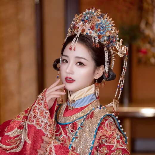 
Xiuhe headdress bride brow pendant queen Chinese style Xiuhe clothes 2024 new Ming Hanfu wedding phoenix crown shaking Xiuhe headdress collection
