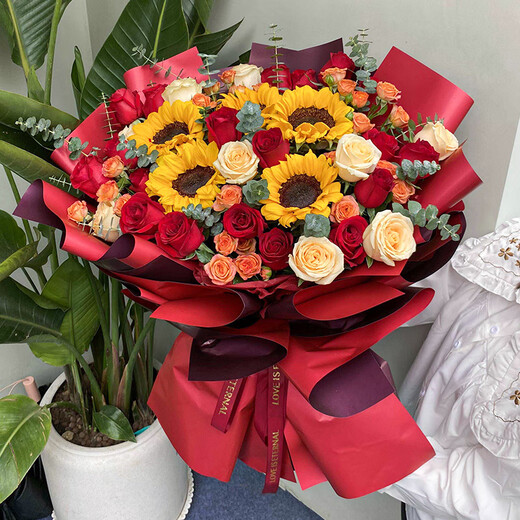 Eswina Flower Express sunflower mixed and matched bouquet birthday gift nationwide delivery 33 roses + 5 sunflower mixed and matched bouquet
