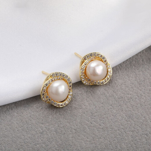 Flash engraved earrings for women, retro temperament, versatile and high-end, Valentine's Day birthday gift earrings for mom and girlfriend