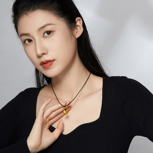 Old Temple Gold Pendant Women's Football Golden Fat Fortune Small Gold Tuo Gold Necklace Little Fat Fortune as a Gift for Girlfriend's Baby's Birthday 100th Birthday Large Edition Fat Fortune Approximately 1.1g