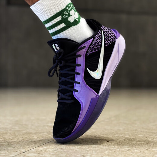 耐克耐克Sabrina 2紫黑萨布丽娜舒适耐磨减震防滑男女实战运动篮球鞋 FZ1517-001 41