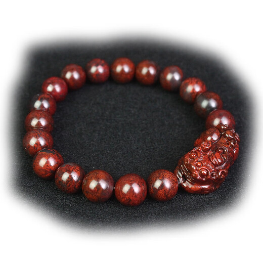 Ancient natural Pixiu bracelet Guilin chicken blood jade Pixiu chicken blood stone bracelet for men and women with certificate