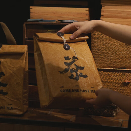 Native Yunnan organic manor black tea yellow tea white tea green tea Pu'er tea retail hanging packaging bag small bag + organic green tea 100g