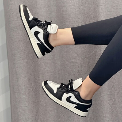耐克（NIKE） 【潮】Air Jordan aj1 Low女鞋板鞋低帮透气休闲运动耐磨篮球鞋 FB9893-101（黑白熊猫） 38.5
