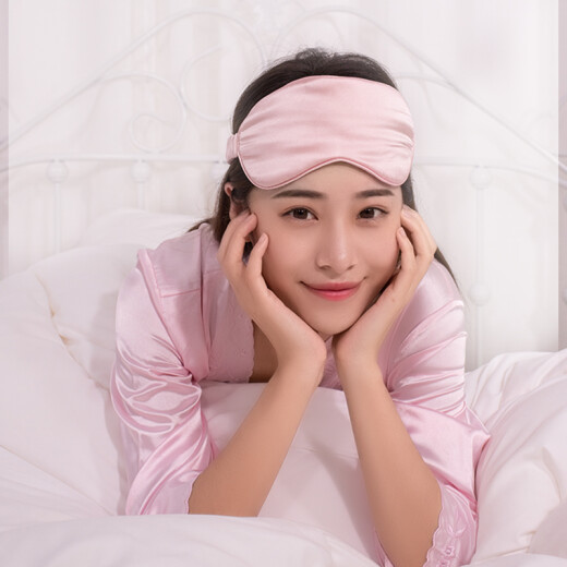 Made in Tokyo, silk eye mask is light-blocking, breathable, comfortable, super soft, skin-friendly, baby-like touch, mulberry silk eye mask, navy blue