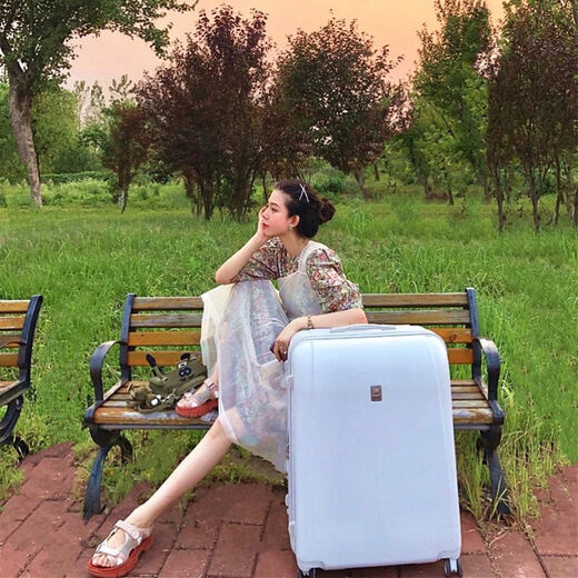 
The popular foreign trade trolley case exported to Japan's suitcase direct sales, super large capacity, students can sit on password boxes, high appearance, dark night sky - [829 models] 20-inch - [boarding size + boarding]
