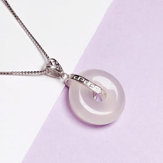 Fat Donglai same style 18k gold universal buckle pendant silver safety buckle clip buckle jade pendant amber buckle DIY necklace rose gold