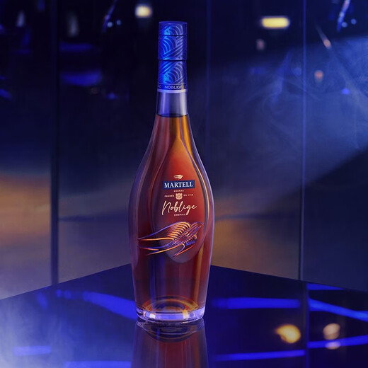 马爹利（Martell）名士VSOP 干邑白兰地 洋酒 法国进口 送礼佳选 名士 500mL 1瓶 +礼袋干邑杯