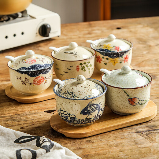 Kitchen seasoning box inside and outside the house, ceramic seasoning jar combination set, household salt shaker, seasoning storage box, sugar jar, oil and pepper jar, mixed color - three-piece set with tray and spoon