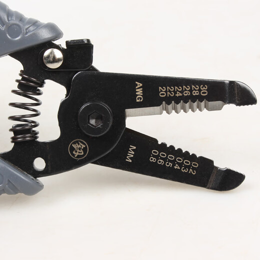 Fukuoka Tools Japanese-style precision wire stripping pliers electrician cable multi-functional stripping pliers stripping shears 6 inches