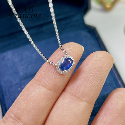 Yuan ethnic group 0.55 carat sapphire necklace women's natural colored gemstone jewelry 925 silver inlaid sapphire necklace