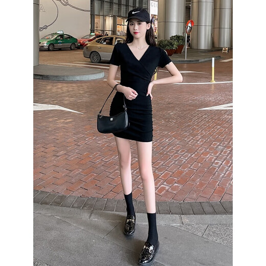 忆静萱（YIJINGXUAN）v领黑色性感包臀裙连衣裙2025新款女纯欲夜店修身显瘦气质裙子夏 黑色 M 建议93-103斤