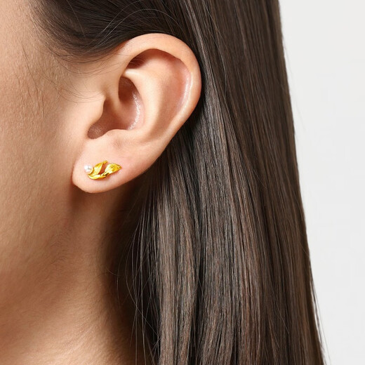 Chow Sang Sang Gold Earrings Pure Gold Microsugar Bay Leaf Pearl Gold Earrings Birthday Gift to Girlfriend and Wife 95794E Pricing