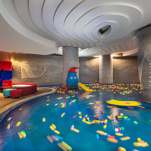 Crowne Plaza Changbaishan Hot Spring December 10th - December 14th Standard Room with Garden View/Queen Bed