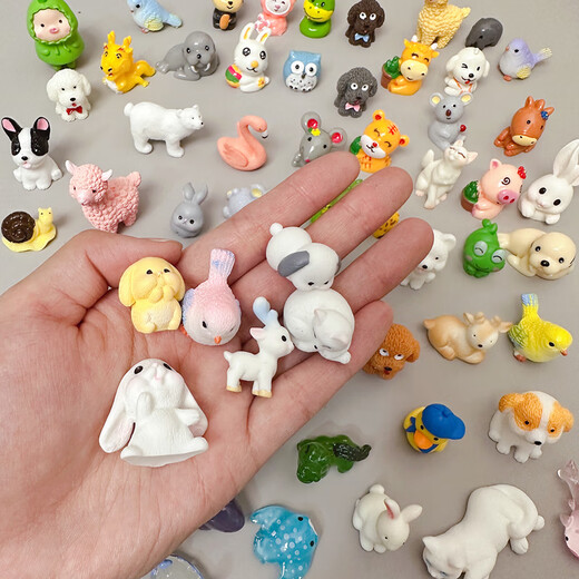 Glow-in-the-dark three-dimensional cartoon blind bag, miniature animal model that lights up at night, children's toy ornaments, Internet celebrity gifts, 60 solid-color animals, independent blind bag, no duplication