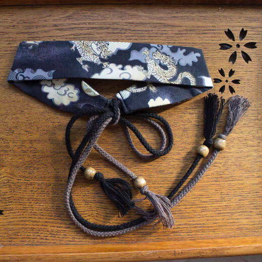 Männer langes Haar Dreadlocks gebunden mit Haarsträgern Altstil Hanfu Kopftuch wischt Stirnstreamer Tassel Retro Hong Kong Style Gurte Schwarzer Stil