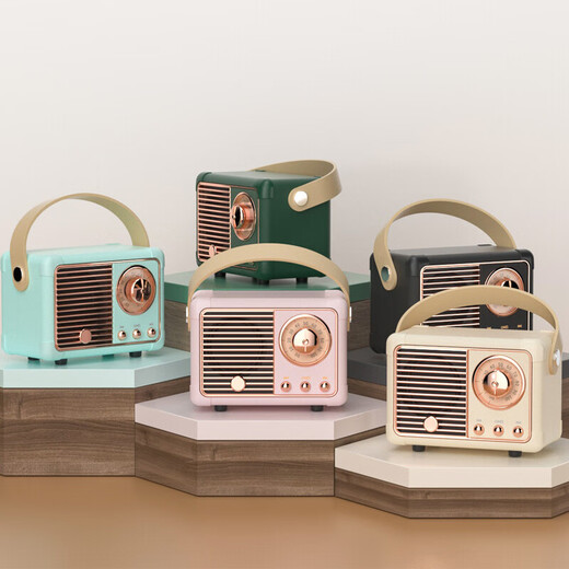 Neuer schwerer Bass hoher Soundqualität langer Akkulaufzeit Bluetooth -Lautsprecher Mini Retro tragbare Audio USB -Festplatte TF Kassette FM Wireless Bluetooth -Lautsprecher geeignet für Apple Huawei Vivo C210 [White]