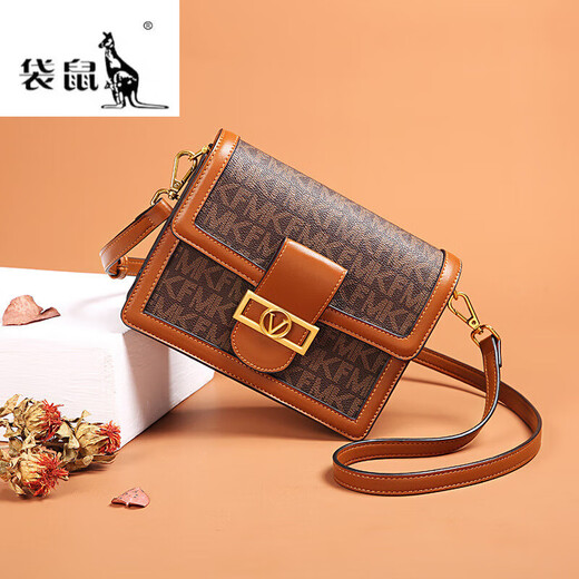 袋鼠（KANGAROO）斜挎小包女2024新款潮夏季时尚老花邮差包简约百搭复古拼色小方包 棕色