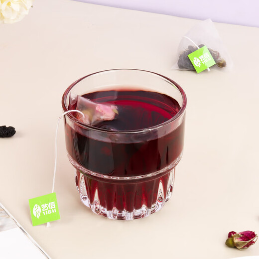 Yibai Black Wolfberry Mulberry Rose Camellia Tea Obst Tee Gesundheit Frauen Frauen Day Goddess Tee Geschenktee Tee Taschen 20g