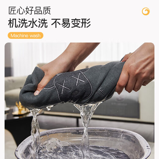 Love Lifetime Sofa Cushions Four Seasons Universal Sofa Cover Fabric Anti-Slip Backrest Cover Anti-Slip Lightning Bear Beige 90*90cm