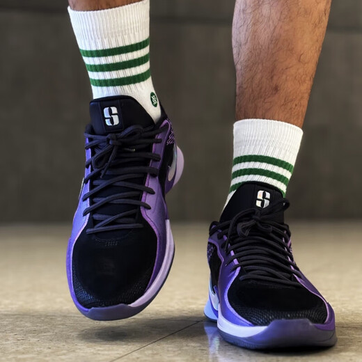 耐克耐克Sabrina 2紫黑萨布丽娜舒适耐磨减震防滑男女实战运动篮球鞋 FZ1517-001 41