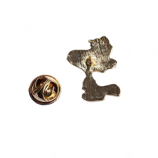 WEISHINI Cartoon Snoopy Brooch Cute Puppy Japanese Metal Badge Men's and Women's Personalized Pin Bag Ornament Snoopy