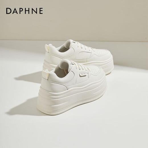 达芙妮（DAPHNE）小白鞋女新款女鞋厚底增高松糕休闲板鞋春款学生鞋子 米色 单层 跟高7cm（春秋款） 37 (235mm) 标准码