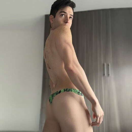 Sexy American men's underwear, leopard print seamless thong, hip lift, U convex bag, large low waist tight single thong 0 Green L