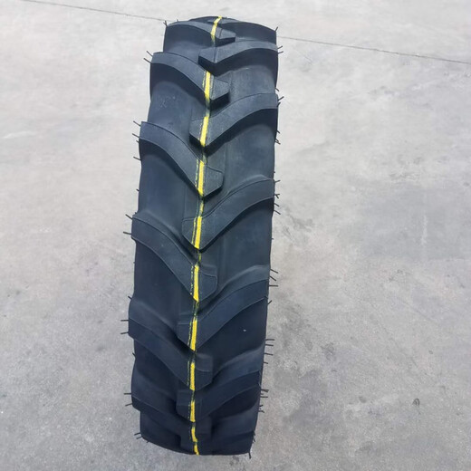 Daqingwang Tracteur 8.00-12