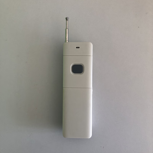 Gagnez dans le futur Bateau à filet de traction télécommandé de 47 cm prenant en charge la télécommande de découplage à un bouton télécommande de découplage télécommande de découplage de bateau de 47 cm fonction noire télécommande de fonctionnement