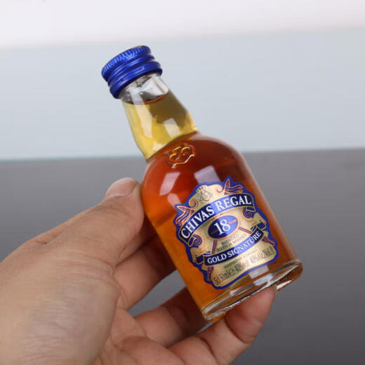 罗曼湖 洋酒 伏特加 威士忌 朗姆酒小瓶酒版酒伴便利店调酒基酒 芝华士18年苏格兰威士忌50ml*1瓶