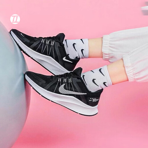 Nike (Nike) Quest 4 Men and Women amortiguadores de luz informal Sports Sports Running DA1105/DA1106-006 Negro DA1105_ DA1106-006 39