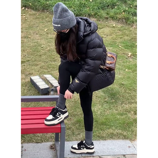 GARNUO black short down jacket for women winter white duck down 2025 new Korean style small hooded thickened bread jacket black M 106-120Jin Jin equals 0.5 kg