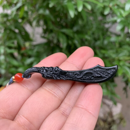 驰射和田玉小剑新疆青玉青龙刀挂件玉石小刀玉剑吊坠青龙剑SN9756