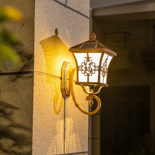 Pinye Lámpara de pared solar Lámpara de jardín impermeable al aire libre Puerta de pared Villa Puerta de jardín Pared exterior Lámpara exterior Bronce solar de doble propósito