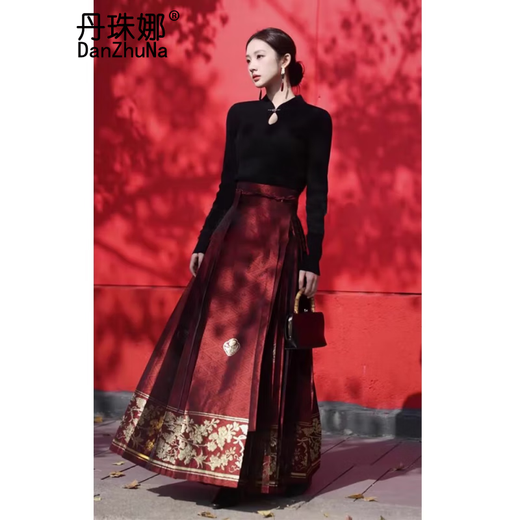 
DanZhuNa (DanZhuNa) red horse-faced skirt full set of 2024 New Year of the Dragon Year New Chinese dress Women's toast clothing Engagement dress Set 2679 Black top + Red horse-faced skirt M